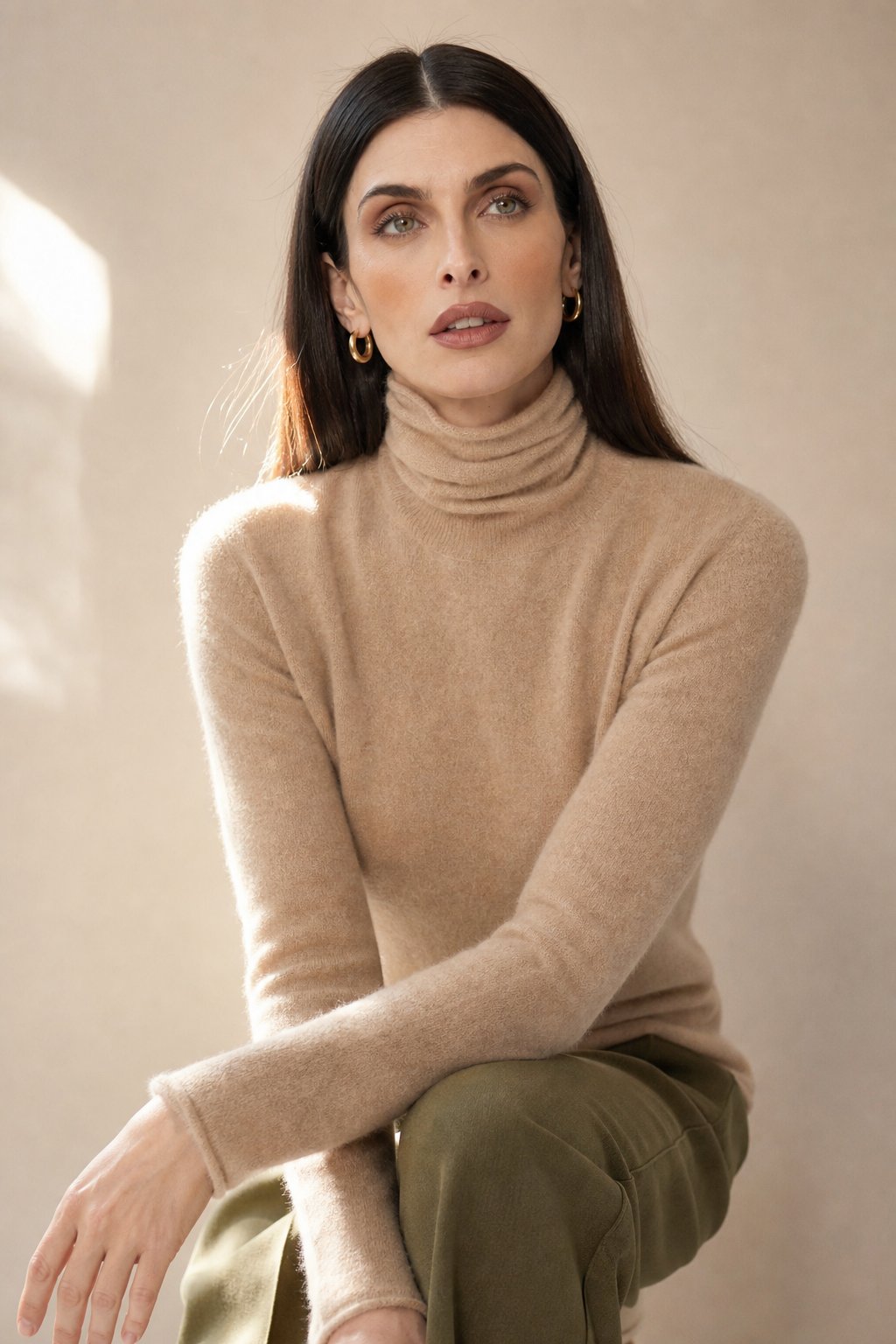 Halle | Brushed Slim Fit Cashmere Turtleneck Sweater - View 6