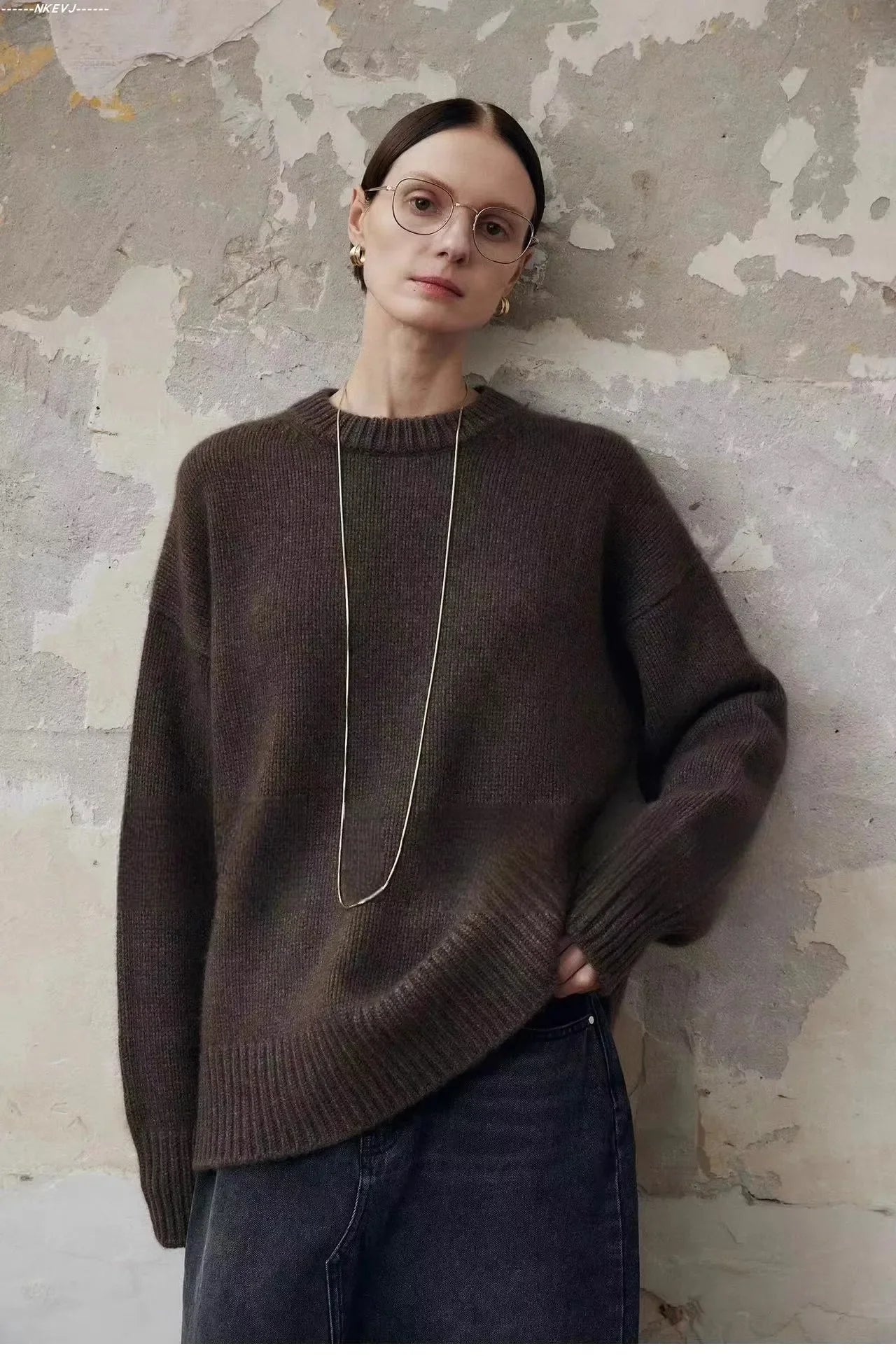 Ilse | Oversized Pure Cashmere Crew Neck Knit Sweater - View 11