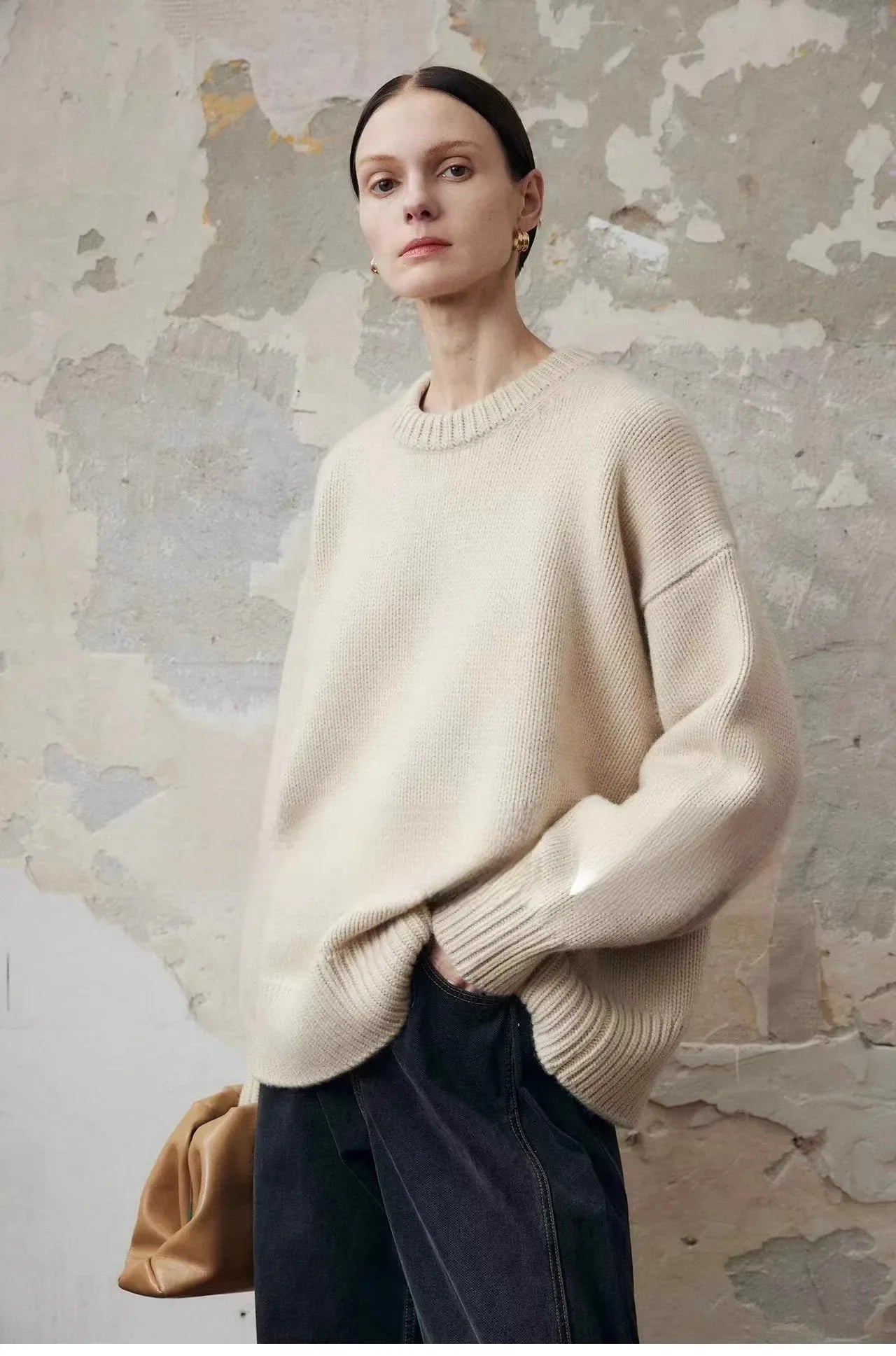 Ilse | Oversized Pure Cashmere Crew Neck Knit Sweater - View 13