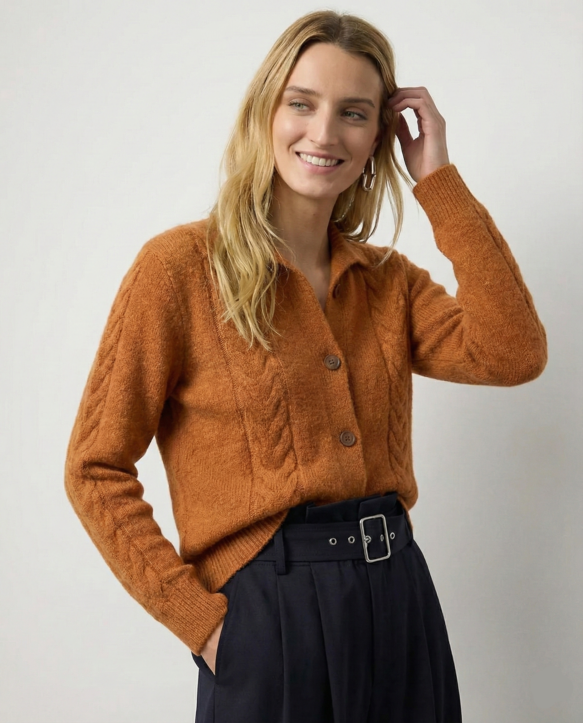 Leonie | Collared Cropped Cable Knit Cashmere Cardigan - View 14