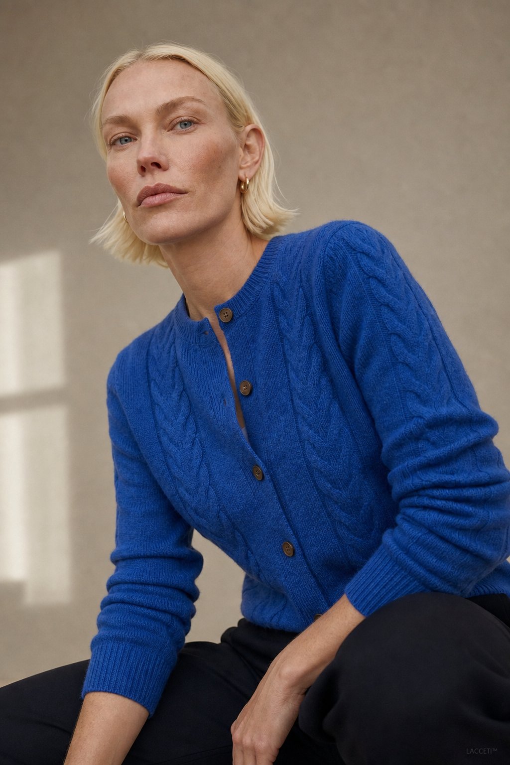 Leonie | Collared Cropped Cable Knit Cashmere Cardigan - View 7