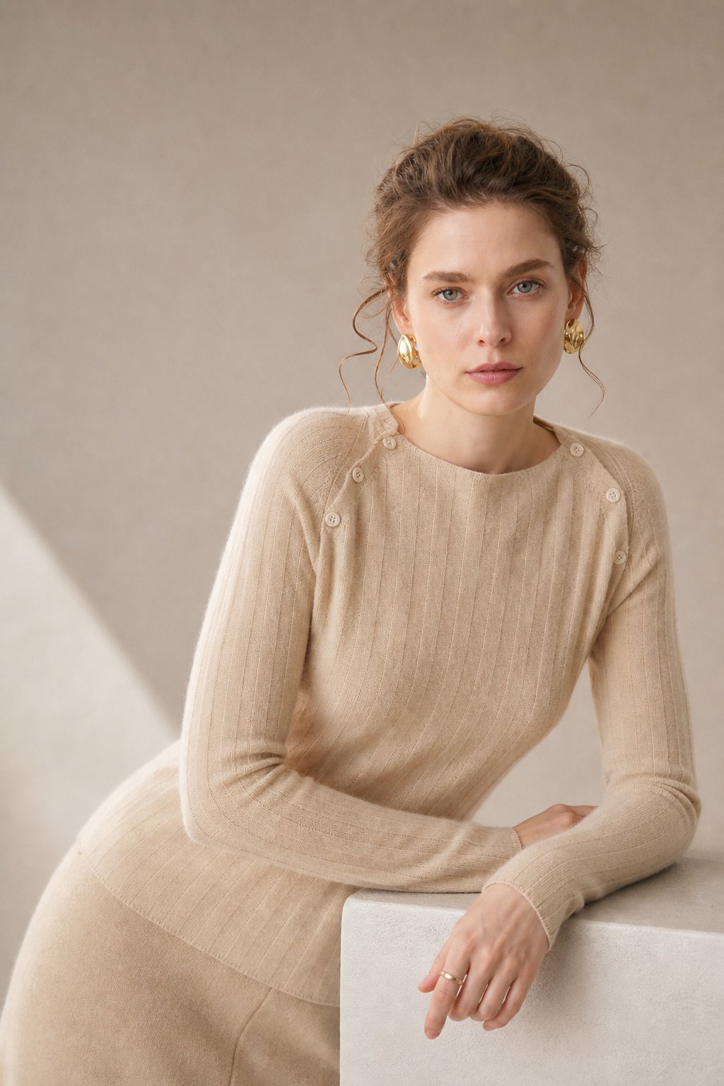 Nella | Shoulder Button Ribbed Cashmere Boat Neck Sweater - View 3