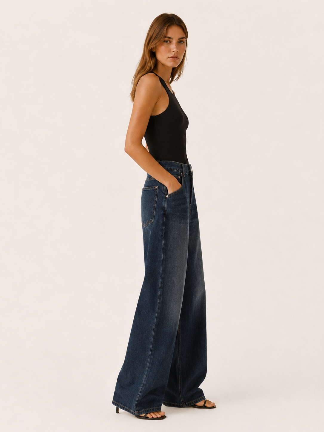 Solene | Curved Barrel Leg Mid Rise Washed Baggy Jeans - View 2